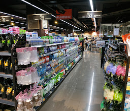 LOTTE Supermarket BEC photo