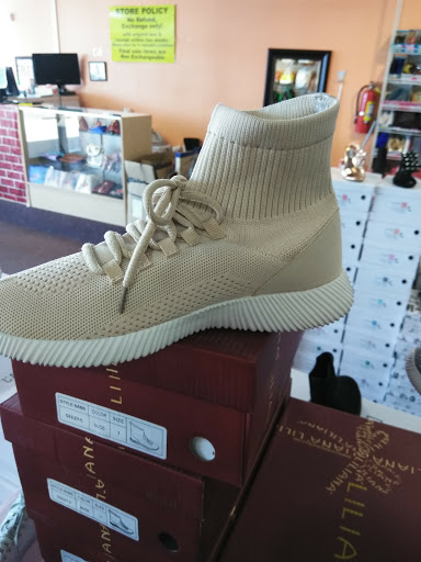 Shoe Store «SHOE! TIME 87», reviews and photos, 8533 S Cottage Grove Ave, Chicago, IL 60619, USA