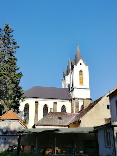 Recenze na Kostel Panny Marie Vítězné v Kladno - Kostel