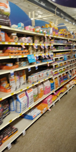 Pet Supply Store «PetSmart», reviews and photos, 1671 E Market St, Harrisonburg, VA 22801, USA