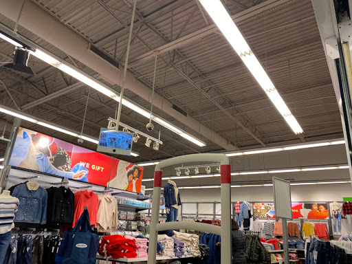 Clothing Store «Old Navy», reviews and photos, 5135 Peachtree Pkwy, Norcross, GA 30092, USA