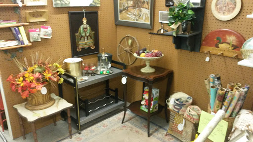 Shopping Mall «Old Town Shopping Center», reviews and photos, 2528 S Campbell Ave, Springfield, MO 65807, USA