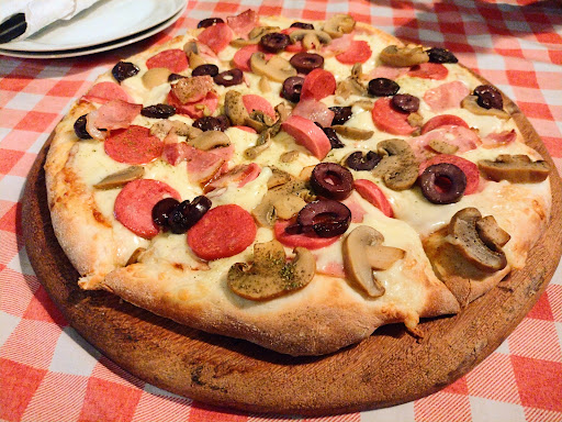 La Italiana Pizzería
