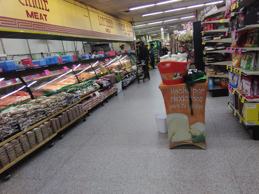 Grocery Store «La Casa Del Pueblo Inc.», reviews and photos, 1810 S Blue Island Ave, Chicago, IL 60608, USA