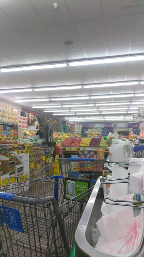 Grocery Store «Foodland», reviews and photos, 18880 W 8 Mile Rd, Southfield, MI 48075, USA