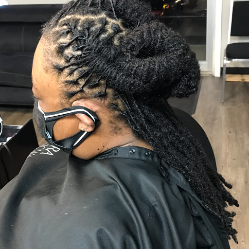 Hair Salon «Unique-N-Favor Black Hair Salon», reviews and photos, 3844 N College Ave, Indianapolis, IN 46205, USA