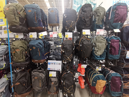 Stores to buy children's backpacks Bangkok