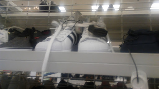 Clothing Store «Ross Dress for Less», reviews and photos, 4311 Norfolk Pkwy, West Melbourne, FL 32904, USA