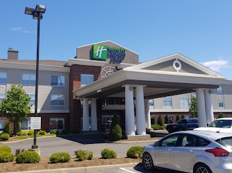 Holiday Inn Express & Suites Parkersburg - Mineral Wells, an IHG Hotel