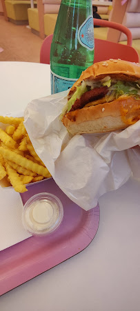 Hamburger du Restauration rapide Naked Burger - Vegan & Tasty - Paris 17e - n°12