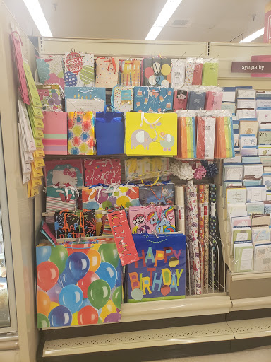 Grocery Store «Food Lion», reviews and photos, 1499 New Walkertown Rd, Winston-Salem, NC 27101, USA