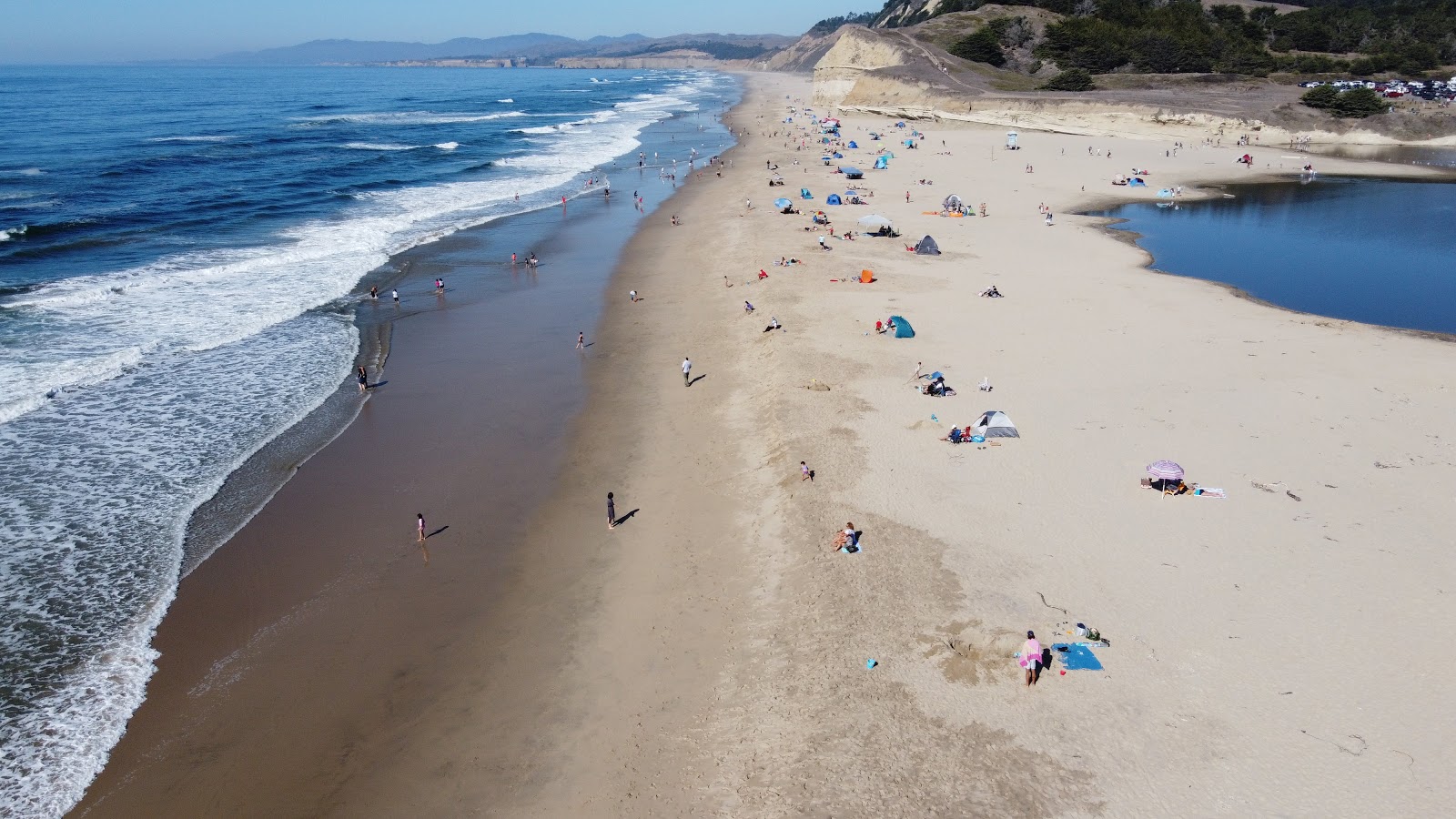 Pomponio Beach'in fotoğrafı çok temiz temizlik seviyesi ile