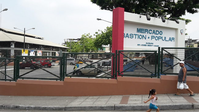 Mercado Municipal "Bastión Popular" - Guayaquil