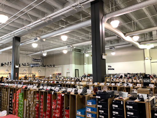 Shoe Store «DSW Designer Shoe Warehouse», reviews and photos, 19500 Plummer St, Northridge, CA 91324, USA