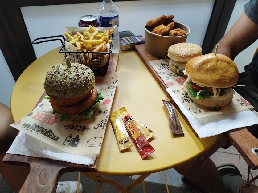 O'RIZKOO Burger Tacos Poutine à Montpellier