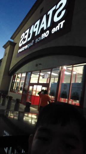 Office Supply Store «Staples», reviews and photos, 250 E Sepulveda Blvd, Carson, CA 90745, USA