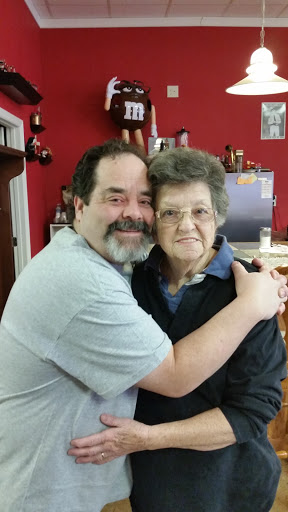 American Restaurant «Two Dads Cafe n Catering», reviews and photos, 301 E Sullivan St, Kingsport, TN 37660, USA