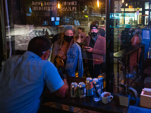 Wine Bar «Venice Beach Wines», reviews and photos, 529 Rose Ave, Venice, CA 90291, USA