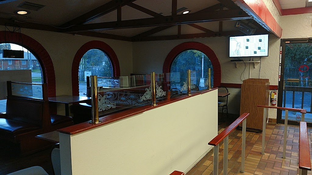 Oinky's Pork Chop Haven 44128