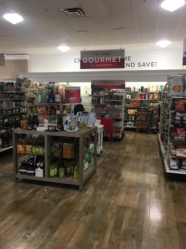 Department Store «HomeGoods», reviews and photos, 1945 W Lumsden Rd, Brandon, FL 33511, USA