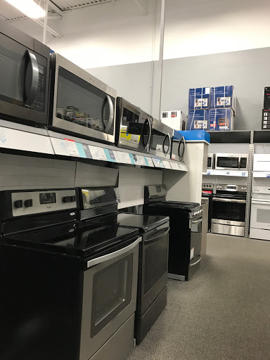 Electronics Store «Best Buy», reviews and photos, 3435 Princeton Rd, Hamilton, OH 45011, USA