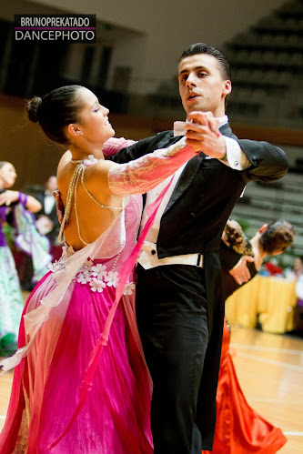 Merenguita - Escola de Dança de Salão - Penafiel