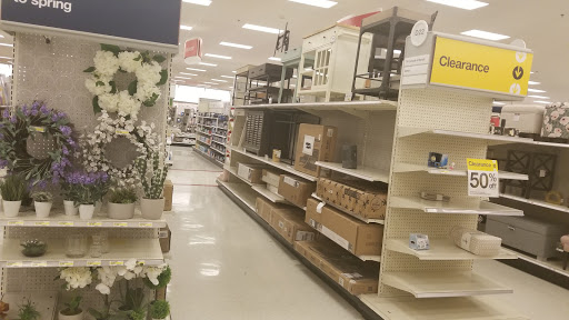 Department Store «Target», reviews and photos, 23555 Allen Rd, Woodhaven, MI 48183, USA
