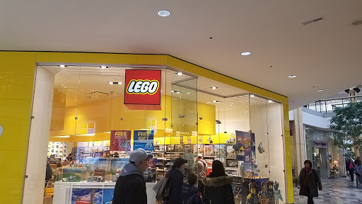 Toy Store «The LEGO Store», reviews and photos, 26300 Cedar Rd, Beachwood, OH 44122, USA