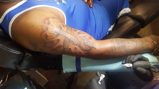 Tattoo Shop «Artistic Encounter», reviews and photos, 3920 Rosemeade Pkwy #170, Dallas, TX 75287, USA