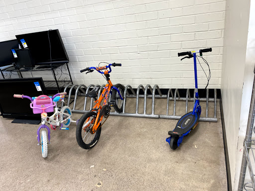 Non-Profit Organization «Society of St. Vincent de Paul - Sunnyslope Thrift Store», reviews and photos, 8231 N 7th St, Phoenix, AZ 85020, USA