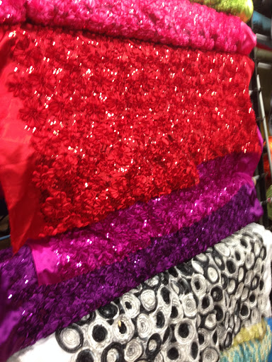 Fabric Store «Textile Discount Outlet», reviews and photos, 2121 W 21st St, Chicago, IL 60608, USA
