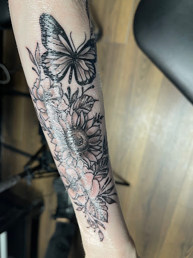 Explore tattoo initials ideas, creative tattoo ideas in Houston, available at 333 Tattoo Studio HTX