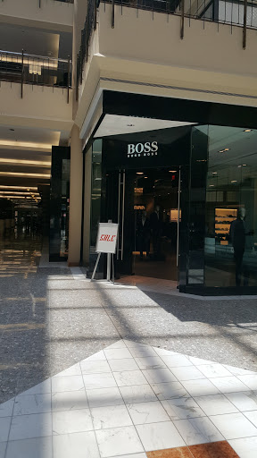 Shopping Mall «Tysons Galleria», reviews and photos, 2001 International Dr, McLean, VA 22102, USA