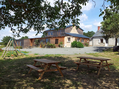 Grand Gîte de la Poterie à Saint-Denis-d'Orques