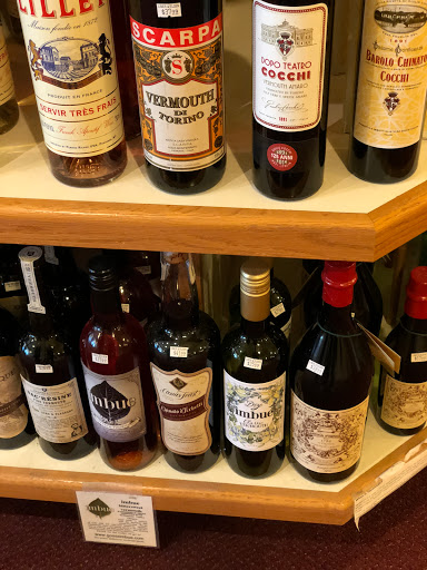Wine Store «Liner & Elsen Wine Merchants», reviews and photos, 2222 NW Quimby St, Portland, OR 97210, USA