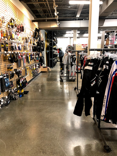 Motorcycle Parts Store «Cycle Gear», reviews and photos, 388 Tarrytown Rd, White Plains, NY 10607, USA