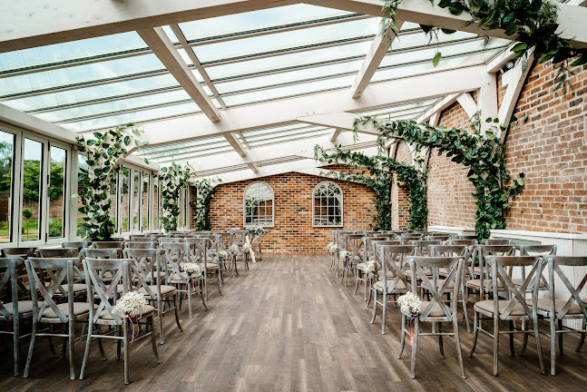 Foxtail Barns Wedding Venue With Lodges - Stoke-on-Trent