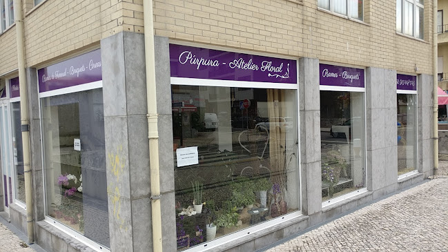 Púrpura Atelier Floral