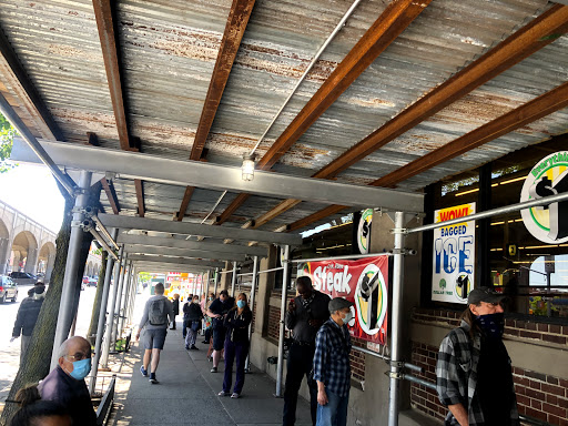 Dollar Store «Dollar Tree», reviews and photos, 3909 Queens Blvd, Sunnyside, NY 11104, USA