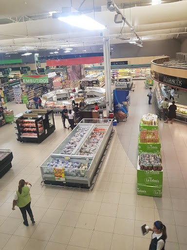 Supermercados La Colonia T21