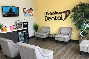Life Smile Dental image