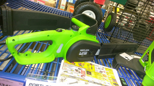 Hardware Store «Harbor Freight Tools», reviews and photos, 2000 Avondale Dr STE 104, Durham, NC 27704, USA