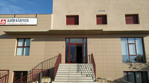 Salesianos Sanlúcar la Mayor | Casa de Espiritualidad Juvenil Juan XXIII, Escuela en Sanlúcar la Mayor,Sevilla