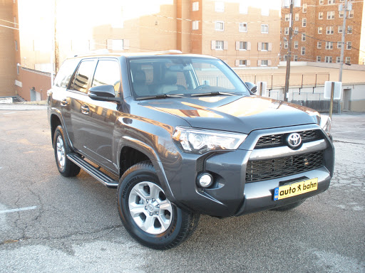 Used Car Dealer «Autobahn», reviews and photos, 1111 Westport Rd, Kansas City, MO 64111, USA