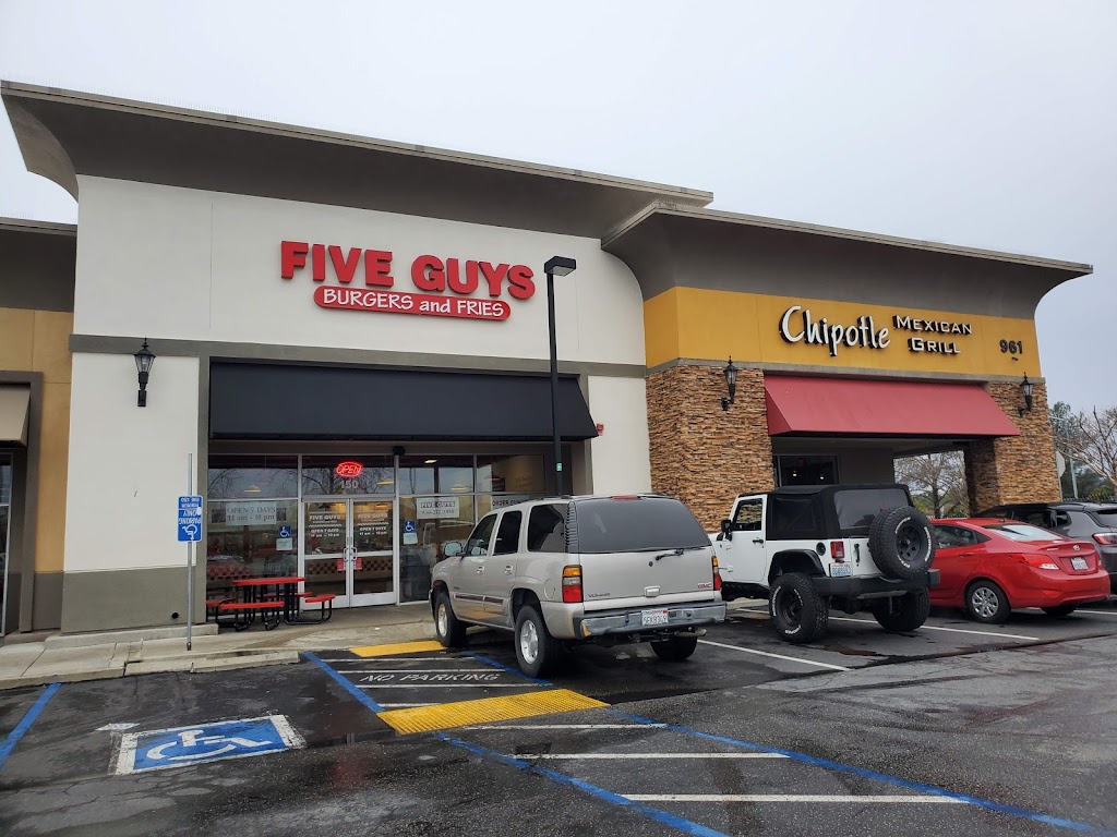 Chipotle Mexican Grill 96003