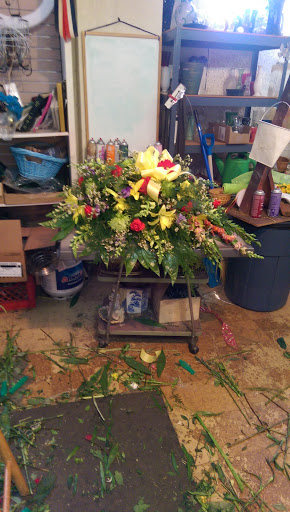 Florist «Blossom Shoppe», reviews and photos, 102 E Washington St, Princeton, KY 42445, USA