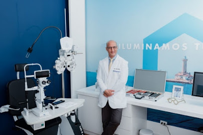 Dr. Jorge Aranda Tello, Optometrista
