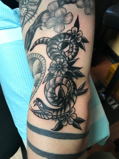 Tattoo Shop «Hold It Down Tattoo Studio», reviews and photos, 302 Goshen St ste 100, Richmond, VA 23220, USA