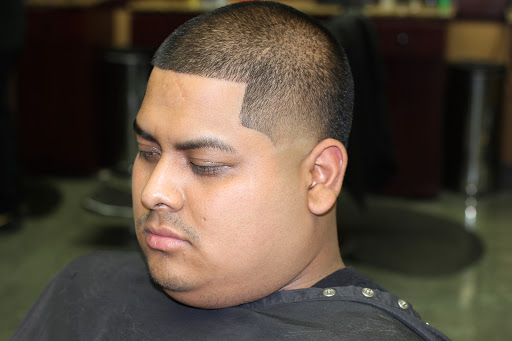 Barber Shop «Famous Fadez Hanover Park», reviews and photos, 2149 Irving Park Rd, Hanover Park, IL 60133, USA