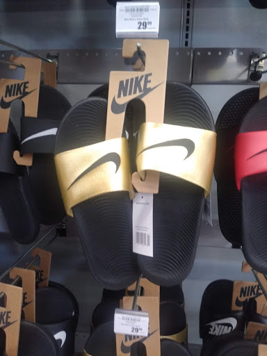 Sporting Goods Store «Academy Sports + Outdoors», reviews and photos, 2320 Hwy 6, Houston, TX 77077, USA